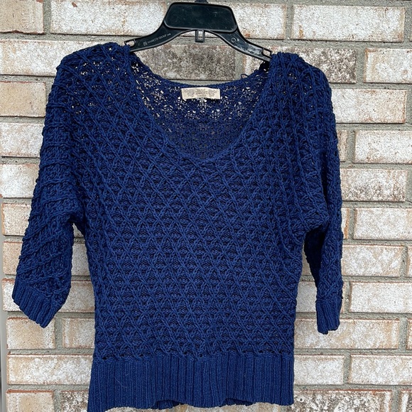 Nine West Sweaters - EUC Nine West Vintage Collection open weave 3/4 sleeve sweater size S